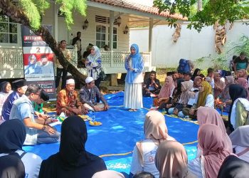 Kampanye Pertama, Calon Bupati Serang Ratu Zakiyah Sapa Ratusan Warga Waringinkurung