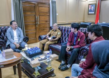 Wakil Ketua Komisi I DPRD Banten Terima Audensi Mahasiswa Untirta