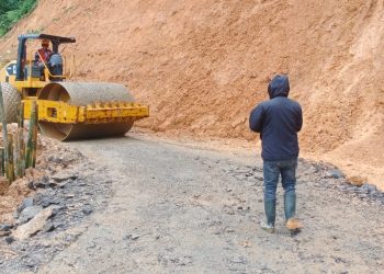 Sempat Terputus Karena Longsor, Akses Jalan ke Negeri Diatas Awan Lebak Banten Sudah Bisa Dilalui