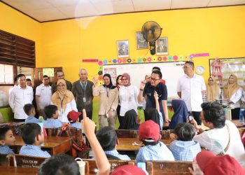 Kunjungi SPPG Curug Tangerang, Wamen BUMN Apresiasi PLN Sudah Jaga Listrik Handal
