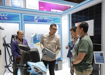 Beli Kendaraan Listrik di IIMS 2025, Ada Bonus e-Vocher Listrik Hingga Rp2 Juta