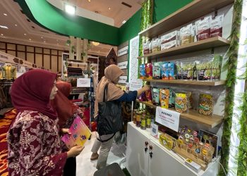 Berdayakan UMKM, PLN Banten Diganjar Penghargaan dari CFCD Foundation