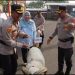 Ketika Kapolres Serang Beri 2 Ekor Kambing ke Anggota Purna Tugas