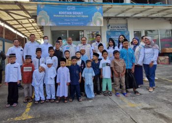 Rayakan Tahun Baru Islam, PLN UP3 Cikupa Gelar Khitan Massal