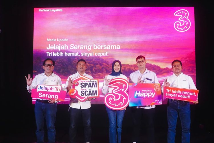 EVP Head of Circle Jakarta Raya Indosat Ooredoo Hutchison, Chandra Pradyot Singh saat mengunjungi Kota Serang Banten