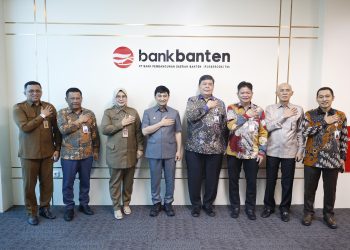 Kunjungi Grha Bank Banten, Wagub Dimyati Sebut KUB dengan Bank Jatim Segera Tuntas