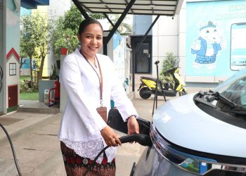 Ratusan SPKLU di Banten Siap Layani Pengguna Kendaraan Listrik di Momen Nataru